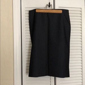 Anne Klein pencil skirt size 4